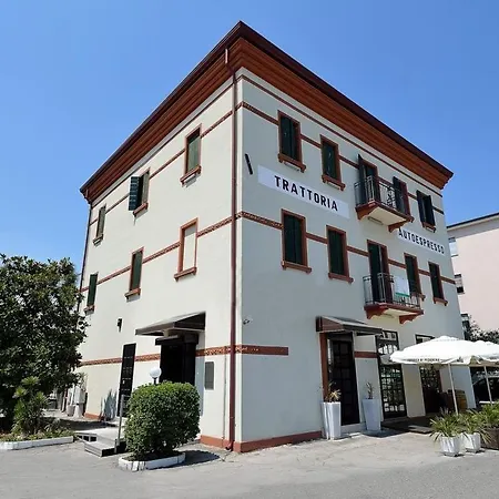 Autoespresso Venice - Atika & Atif 3*