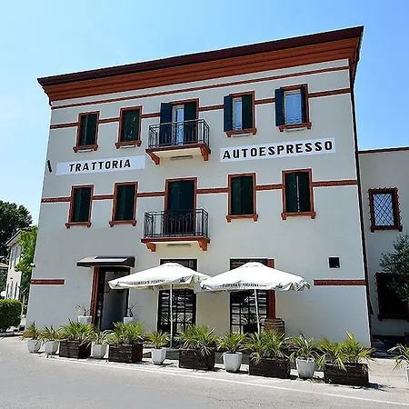 Autoespresso Venice - Atika & Atif Marghera