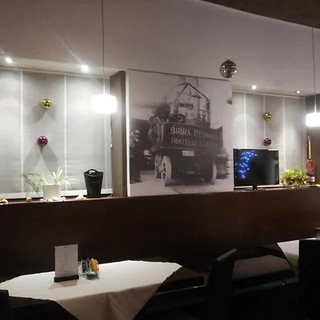 Autoespresso Venice - Atika & Atif מרגרה