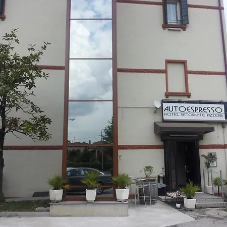 Autoespresso Venice - Atika & Atif مارغيرا